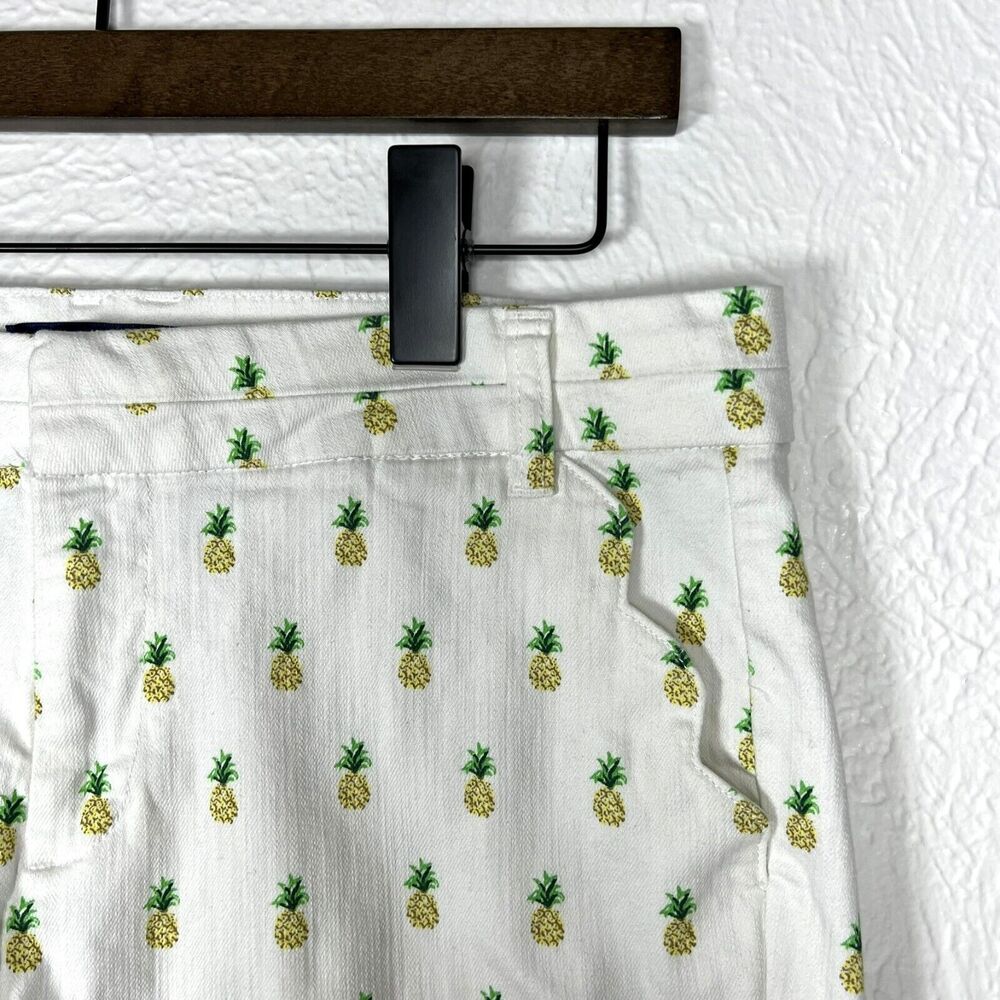 Francesca's Women's Medium Pineapple Print Scalloped Front Pocket White Shorts - Picture 2 of 11